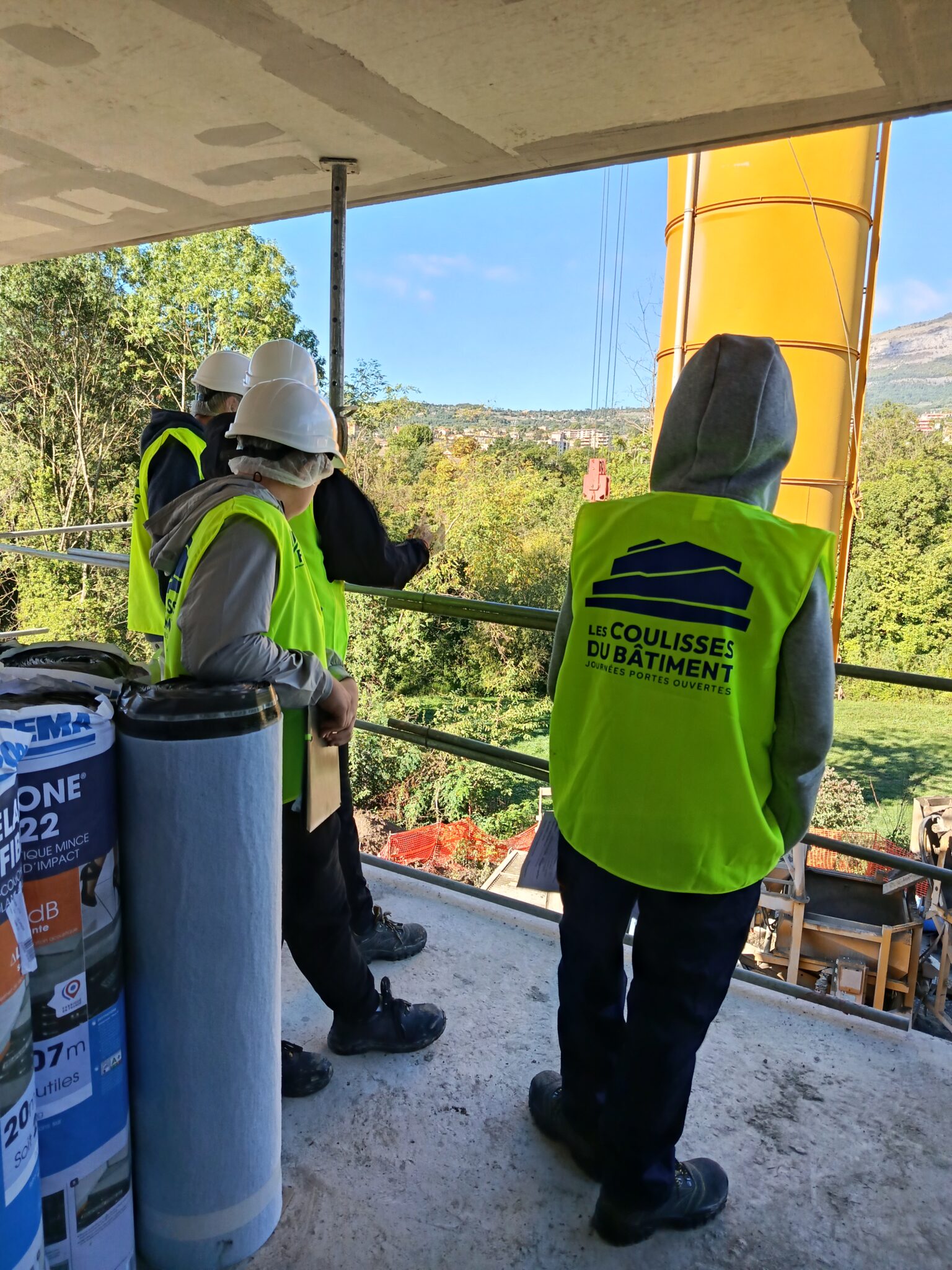 Les élèves du lycée Poutrain dans les coulisses d’un chantier à Gap 4 1791805264551 scaled